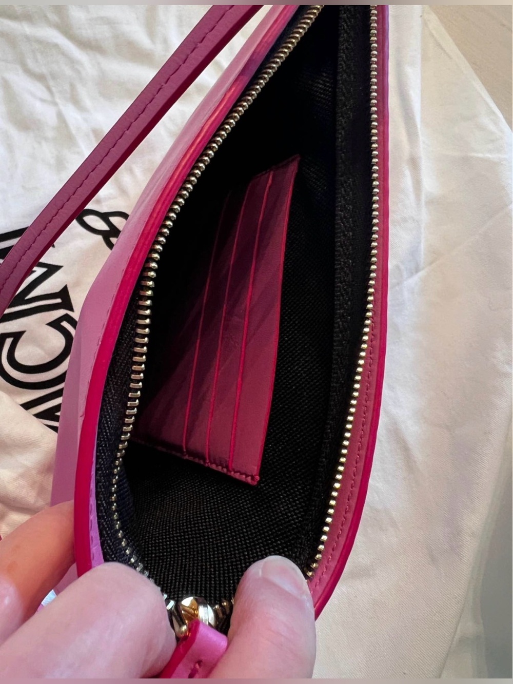 MCM Visetos & Pochette w/ Dust Bag - Picture 13 of 15